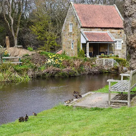 The Old Mill Casa de Férias